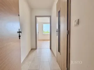 Pronájem bytu 2+kk, Ústí nad Labem, Šumavská, 37 m2