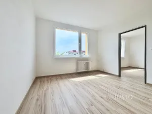 Pronájem bytu 2+kk, Ústí nad Labem, Šumavská, 37 m2