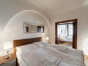 Prodej bytu 2+kk, Praha - Malá Strana, Tomášská, 57 m2