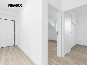 Prodej bytu 4+kk, Vochov, 80 m2