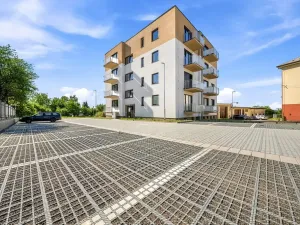 Pronájem bytu 1+kk, Holice, 46 m2