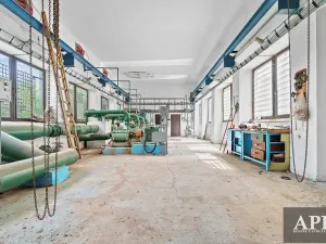 Prodej komerční nemovitosti, Hluk, 192 m2