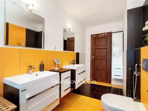 Prodej vícegeneračního domu, Praha - Štěrboholy, Pod areálem, 333 m2