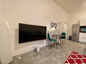 Pronájem bytu 3+kk, Praha, Spojovací, 72 m2