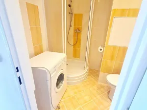 Pronájem bytu 2+kk, Praha - Braník, Novodvorská, 42 m2