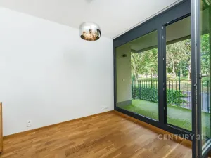Pronájem bytu 4+kk, Praha - Prosek, Žitenická, 99 m2