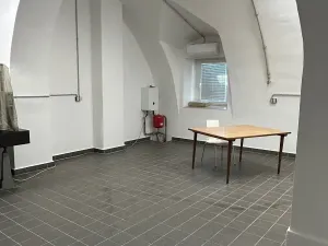 Pronájem skladu, Hajany, 450 m2