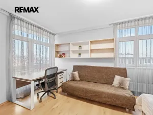 Pronájem bytu 3+kk, Praha - Strašnice, Vinohradská, 96 m2