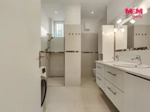 Prodej bytu 1+kk, Praha - Košíře, V břízkách, 38 m2