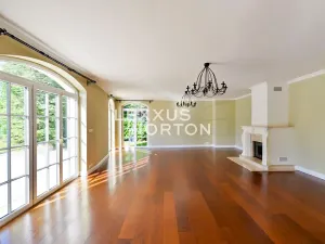 Pronájem vily, Praha - Nebušice, Spojová, 600 m2
