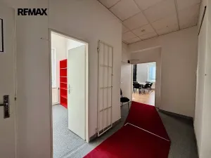 Pronájem kanceláře, Plzeň, Jedlová, 400 m2
