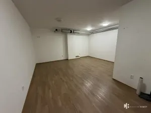 Pronájem skladu, Praha - Libeň, Pod plynojemem, 32 m2