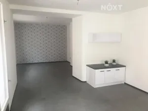 Pronájem obchodního prostoru, Jindřichův Hradec, Školní, 40 m2