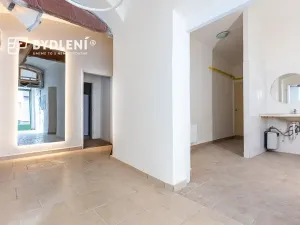 Pronájem restaurace, Krupka, Husitská, 330 m2