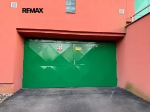 Pronájem garáže, Kladno, Bellevue, 17 m2