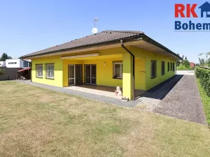 Prodej rodinného domu, Šestajovice, U Pole, 266 m2