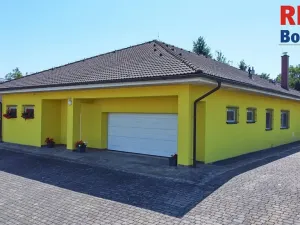 Prodej rodinného domu, Šestajovice, U Pole, 266 m2