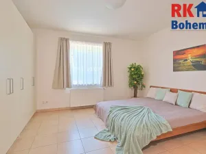 Prodej rodinného domu, Šestajovice, U Pole, 266 m2