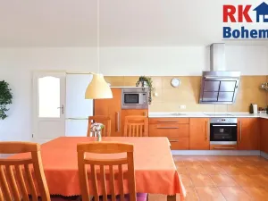Prodej rodinného domu, Šestajovice, U Pole, 266 m2
