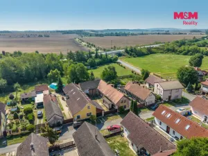 Prodej rodinného domu, Činěves, 161 m2