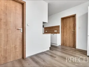 Pronájem bytu 3+1, Třebíč, Obránců míru, 68 m2