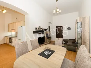 Pronájem bytu 2+kk, Praha - Libeň, Světova, 70 m2