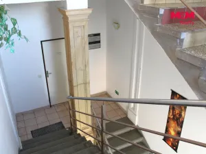 Pronájem kanceláře, Nová Paka, Komenského, 27 m2