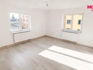 Pronájem bytu 2+kk, Český Těšín, Dukelská, 54 m2