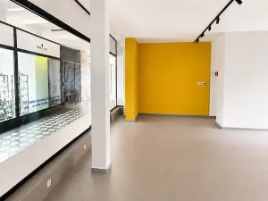 Pronájem obchodního prostoru, Karlovy Vary, T. G. Masaryka, 97 m2