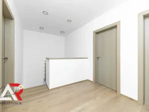 Prodej rodinného domu, Žabčice, 142 m2
