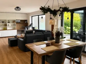 Pronájem rodinného domu, Holubice, 130 m2