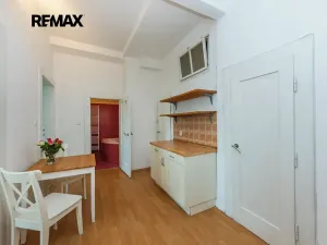 Pronájem bytu 2+1, Praha - Vinohrady, Soběslavská, 52 m2