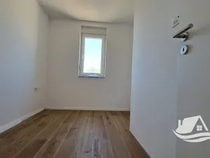 Prodej bytu 4+kk, Privlaka, Chorvatsko, 102 m2