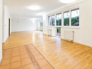 Pronájem vily, Praha - Řeporyje, Žilovská, 480 m2