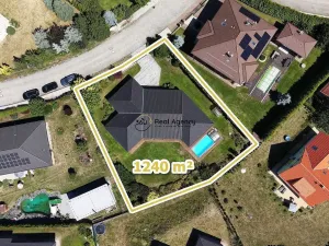 Prodej rodinného domu, Trnová, 214 m2