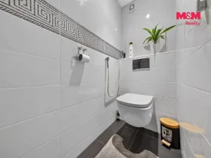 Prodej bytu 4+1, Praha - Podolí, Pujmanové, 78 m2
