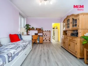 Prodej bytu 3+1, Zásmuky, Družstevní, 77 m2