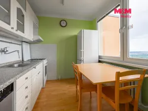 Prodej bytu 3+1, Praha - Kobylisy, Košťálkova, 66 m2