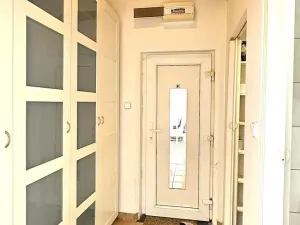 Prodej bytu 1+kk, Praha - Vršovice, Tádžická, 33 m2
