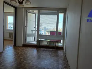 Pronájem bytu 3+1, Praha - Kobylisy, Kaňkovského, 69 m2