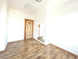 Pronájem bytu 3+kk, Liberec, Zlínská, 81 m2