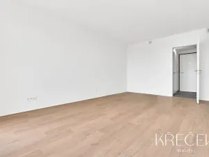 Pronájem bytu 1+kk, Třebíč, Družstevní, 28 m2