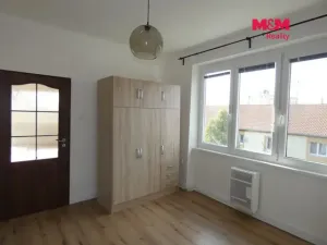 Pronájem bytu 2+1, Louny, 28. října, 56 m2