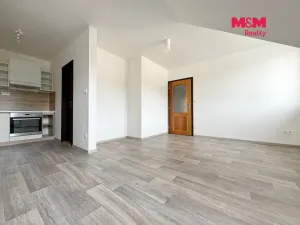Pronájem bytu 2+kk, Bzenec, náměstí Svobody, 51 m2