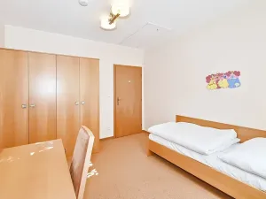 Prodej rodinného domu, Karlovy Vary, Slovenská, 162 m2