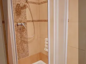 Prodej bytu 1+1, Praha - Kamýk, Zvolská, 35 m2
