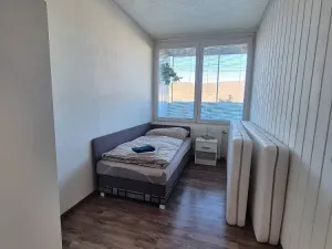 Pronájem bytu 3+1, Chomutov, Březenecká, 85 m2
