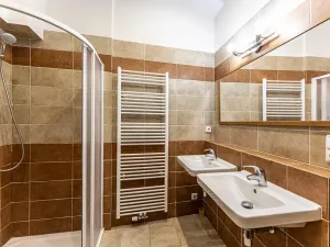 Pronájem bytu 2+kk, Praha - Malá Strana, Mostecká, 50 m2