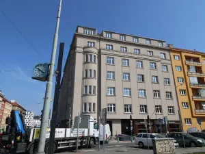 Pronájem bytu 2+kk, Praha - Žižkov, Jeseniova, 51 m2