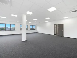 Pronájem kanceláře, Mělník, Bezručova, 100 m2